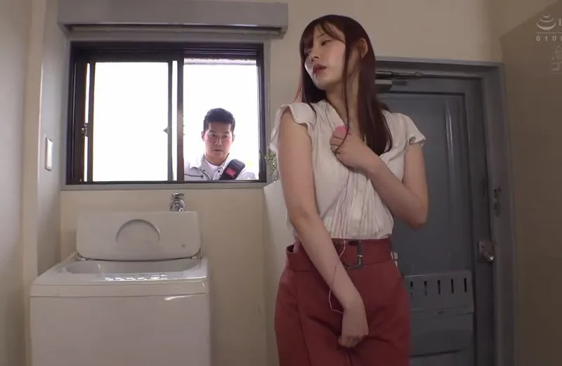 Bị chồng yêu hờ hửng người vợ làm tình với anh kỹ thuật chung cư đến mang bầu